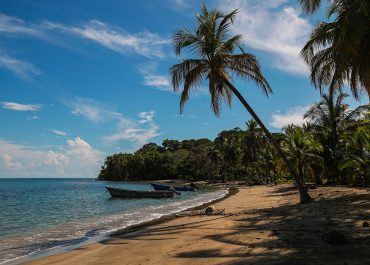 Descubra qué ofrece Puerto Viejo, Costa Rica, además de sus hermosas playas